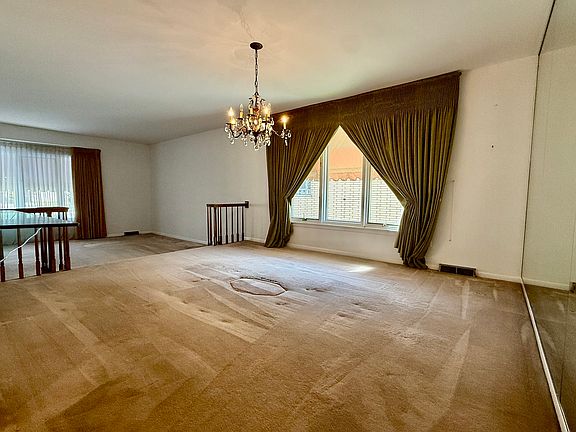 5th image of 9608 S Kolin Ave