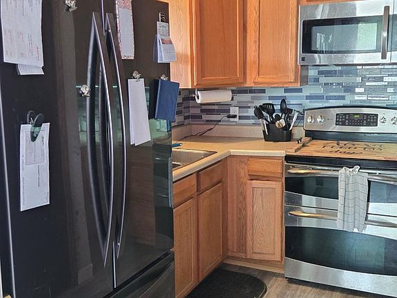 5th image of 1202 S Washington Ave