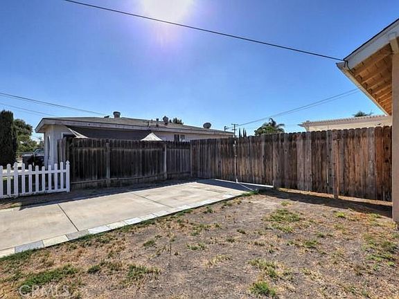 5th image of 6652 Houston St