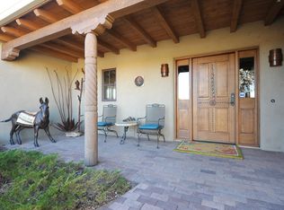 35 E Saddleback Mesa, Santa Fe, NM 87508