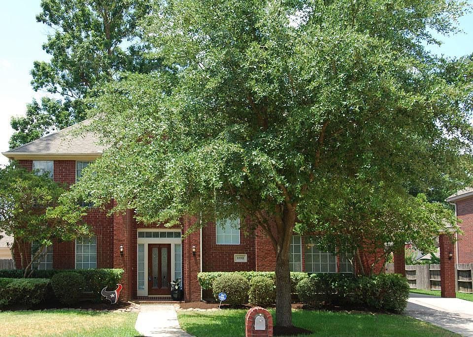 1st image of 19911 Wood Walk Ln