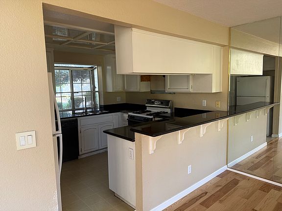 4th image of 1271 Shelby Creek Ln