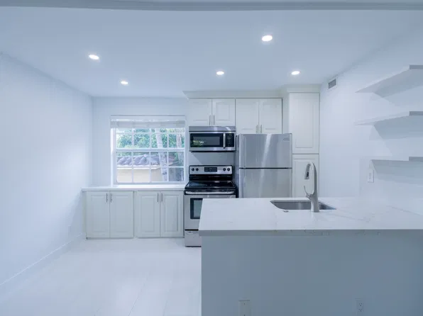 1505 NE 5th Ct #4, Fort Lauderdale, FL 33301