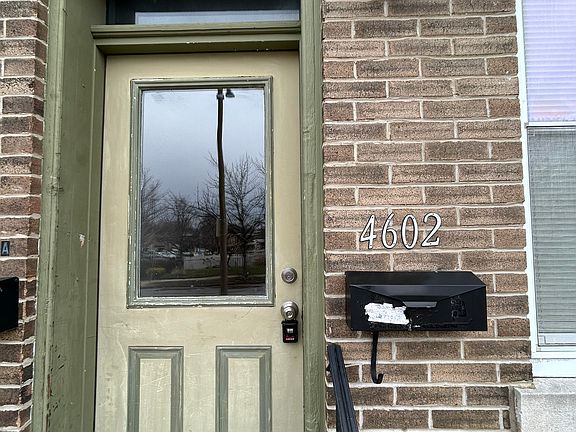 3rd image of 4602 Varrelmann Ave #1