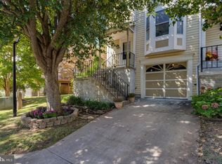 2938 Schoolhouse Cir, Silver Spring, MD 20902