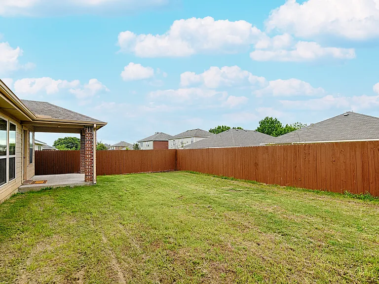 1213 Lambert Dr — Photo 27