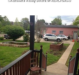 4th image of 1415 Virginia St E