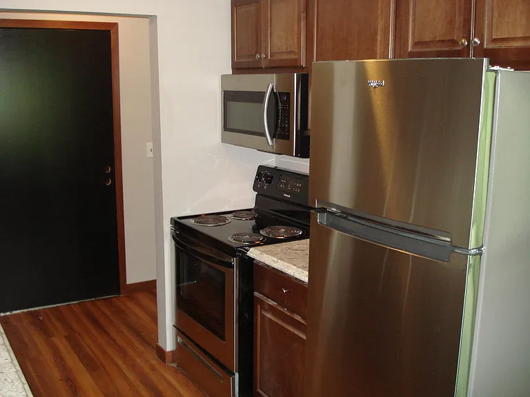 7750 Silver Lake Rd — Photo 6