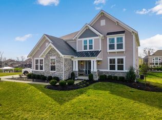 2067 Shale Run Dr, Delaware, OH 43015