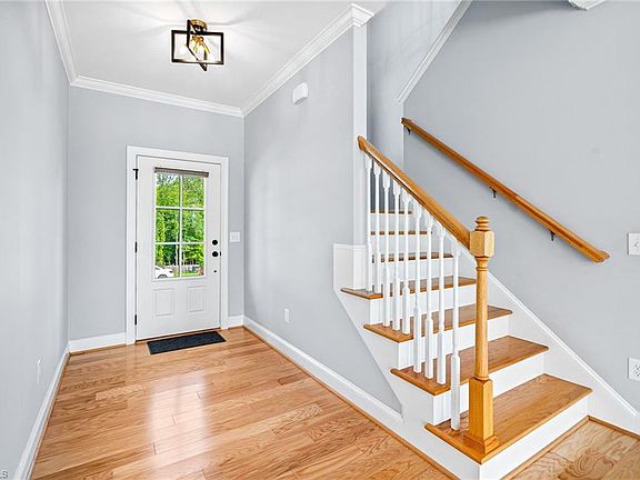 5th image of 5609 Ashview Ct