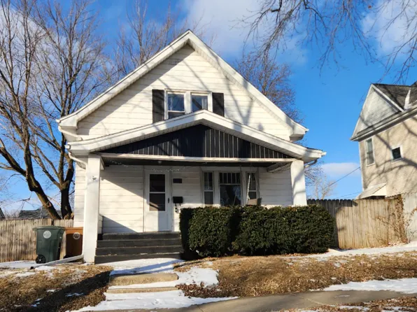 1207 Bertch Ave, Waterloo, IA 50702