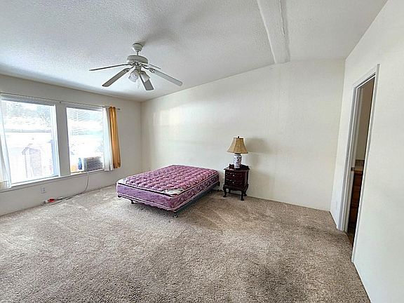 5th image of 50 Candy Ln
