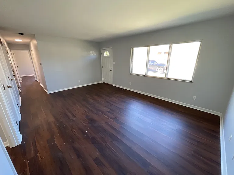 3306 Elman Dr — Photo 3