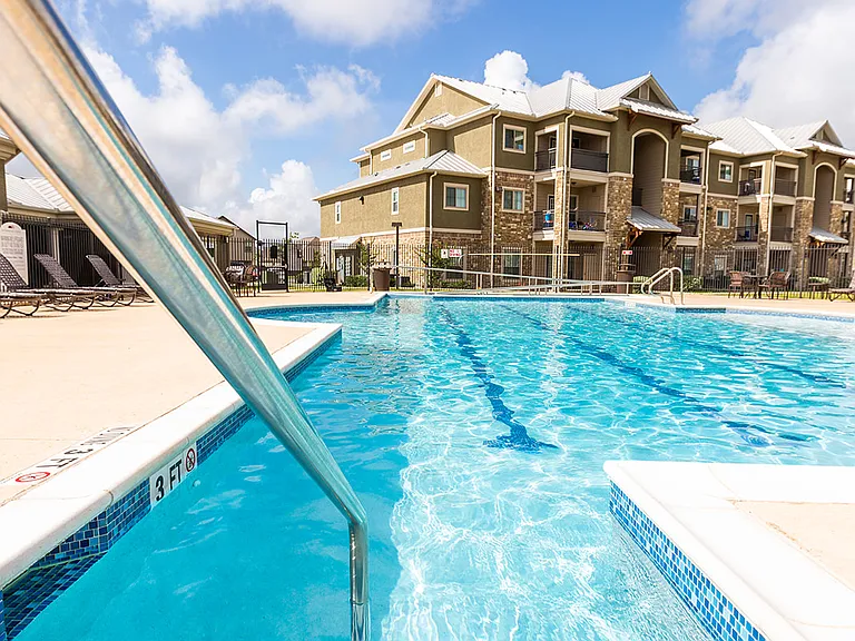 Freedom Hills Ranch Apartments — Photo 10