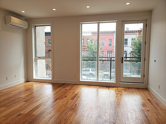 1st image of 187 Pulaski St #2