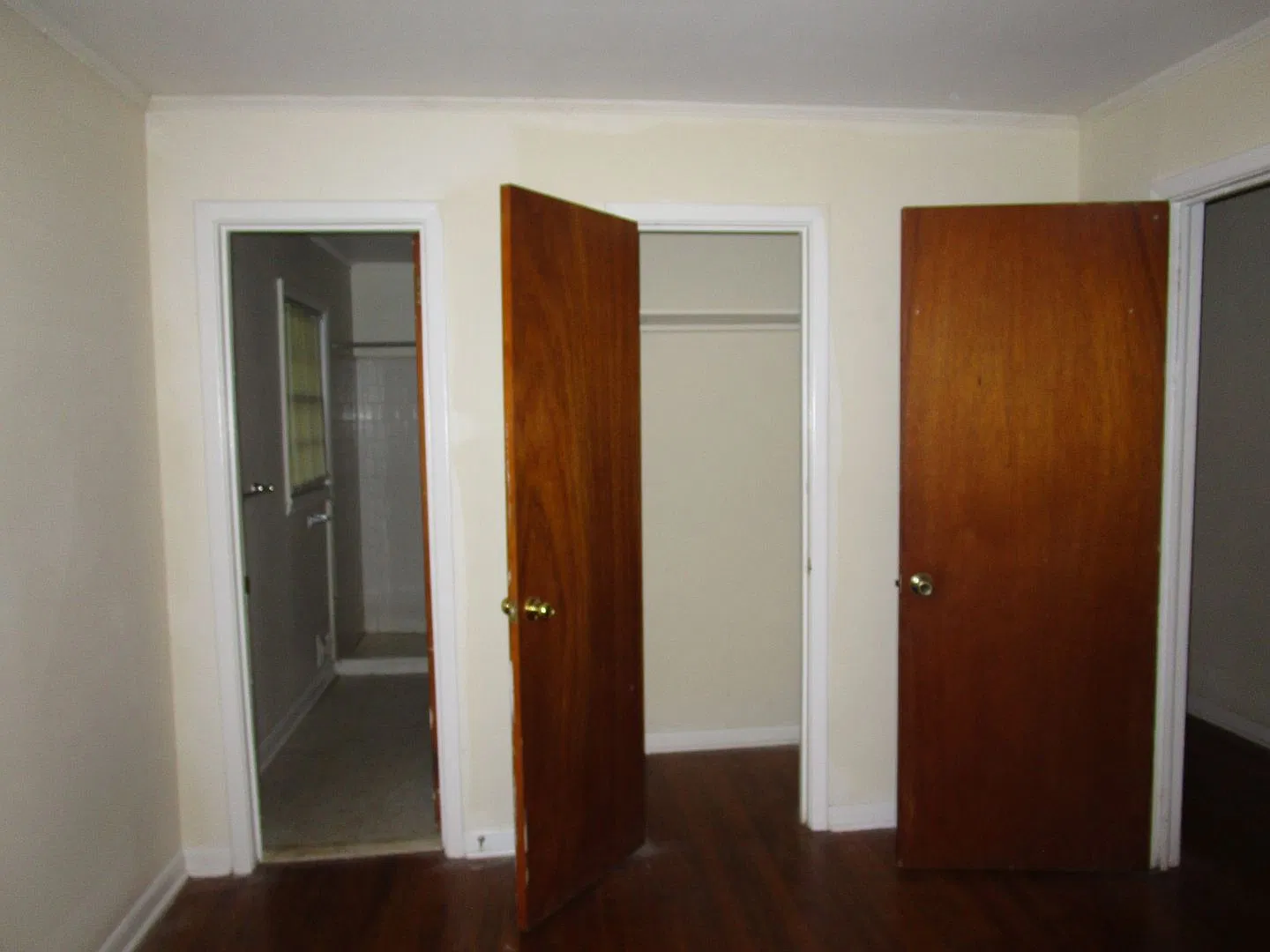 3 BR, 2 BA House- Great Location! — Photo 2