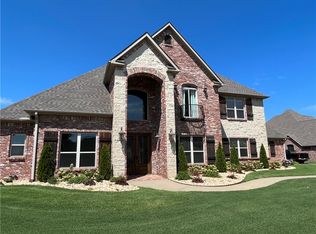 3121 Oak Tree Dr, Centerton, AR 72719
