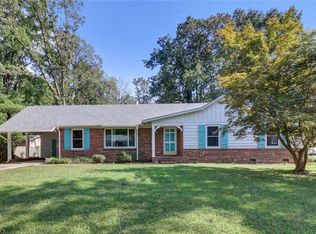 3320 Colony Dr, Jamestown, NC 27282