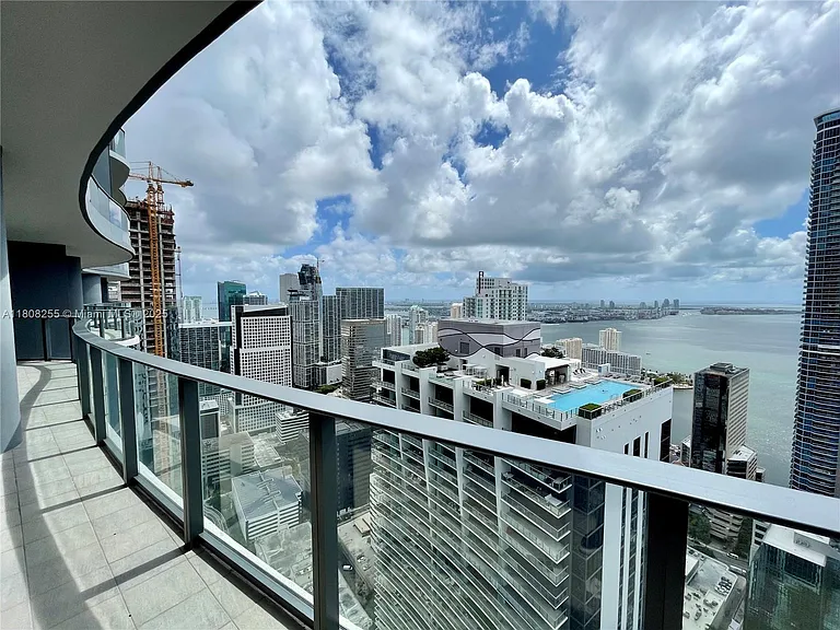 1000 Brickell Plz #Penthouse 5501 — Photo 36