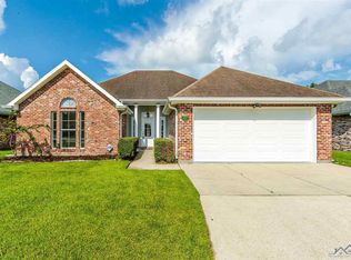 1023 Rebecca Dr, Houma, LA 70360