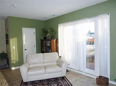4th image of 30 S Garfield St #A