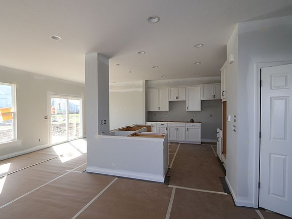 5th image of 10641 Mangrove Dr