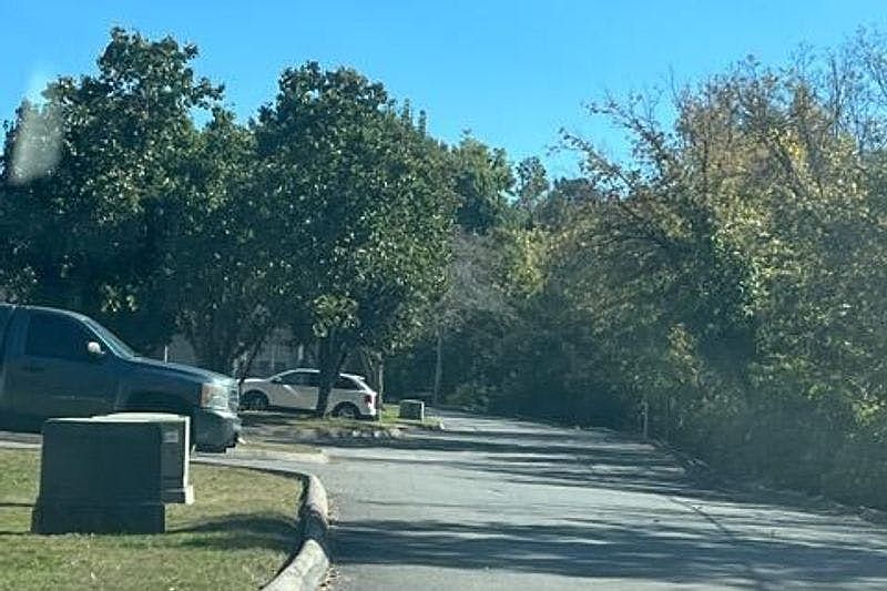 2nd image of 6513 Lazy Creek Way