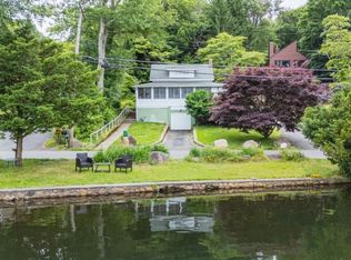 33 Cedar Lake W, Denville, NJ 07834