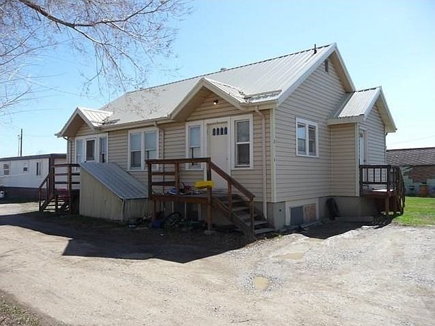 1st image of 213 Orchard Ln #215