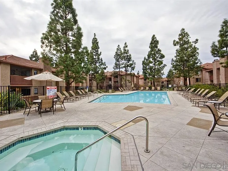 12043 Alta Carmel Ct #109 — Photo 11