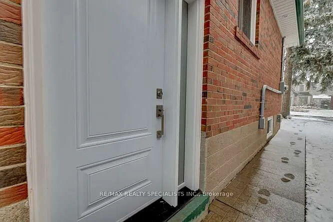 43 Firwood Cres — Photo 18