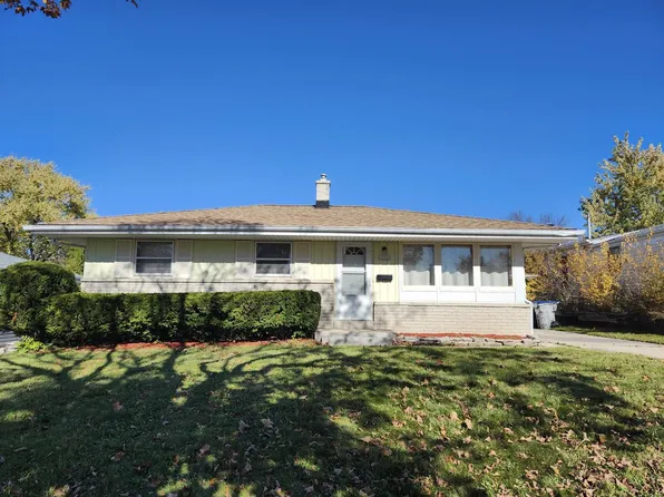 10900 West Harvest LANE, Milwaukee, WI 53225