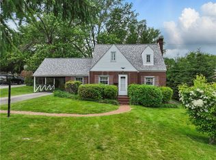 13 Old Ox Rd, Bethel Park, PA 15102