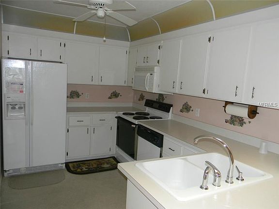 4th image of 3300 Loveland Blvd Unit 2704