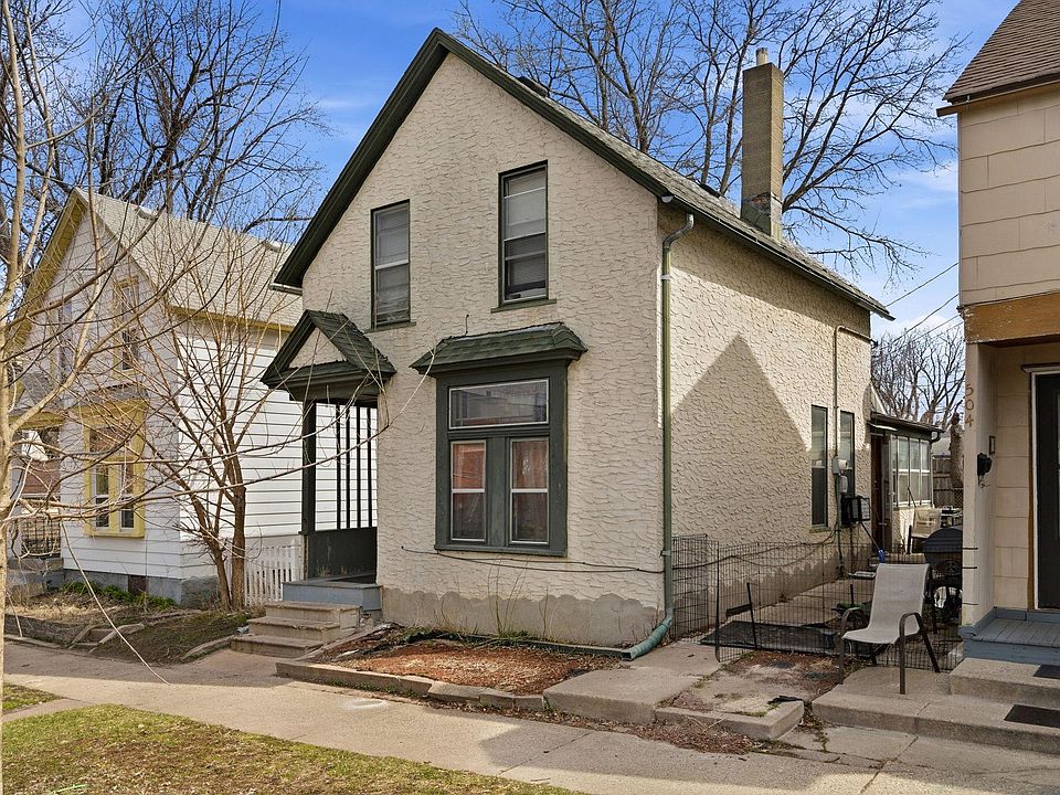 2nd image of 502 Bellows St