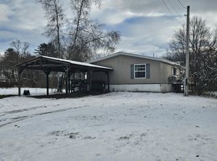 33 John Street, Madison, ME 04950