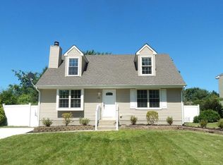 30 Dunlin Way, Sicklerville, NJ 08081