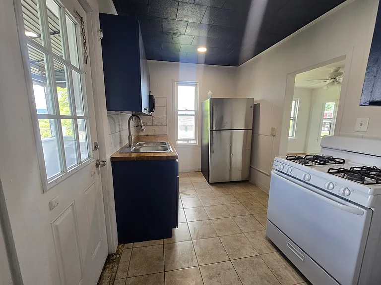 72 Town Hill Ave #1 — Photo 19