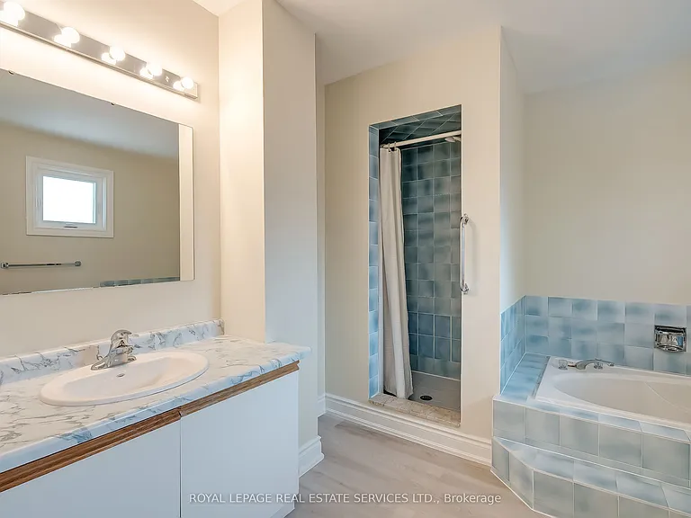 265 Mississaga St — Photo 24