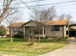 5215 Planet Dr, Louisville, KY 40258