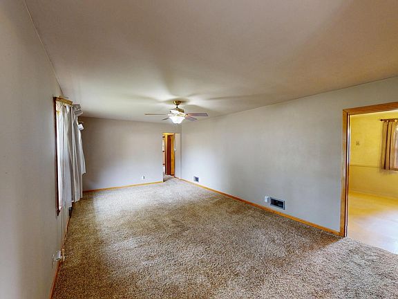 2nd image of 204 Fairview Dr