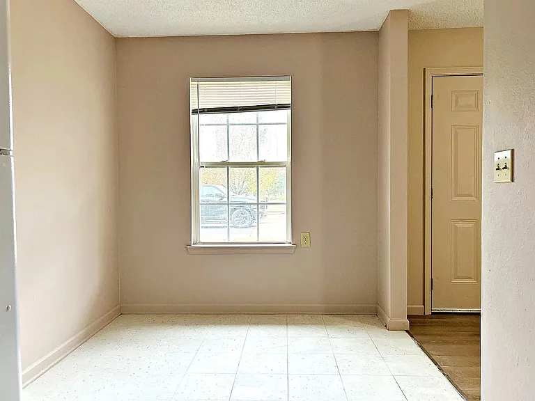 2 Micah Ln #15 — Photo 3