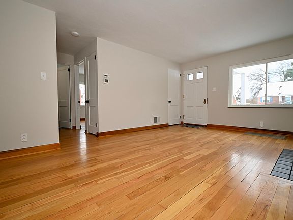 5th image of 404 McAlpin Ave