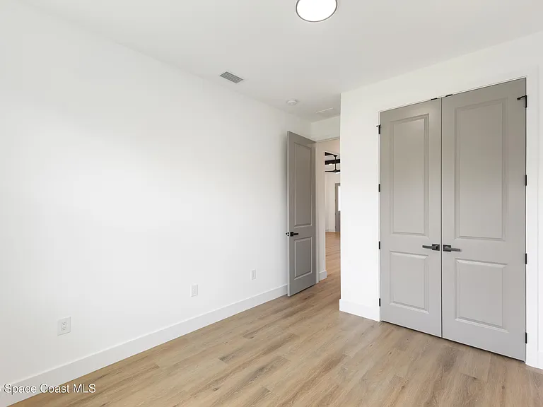1133 Hanover Ave SW — Photo 9
