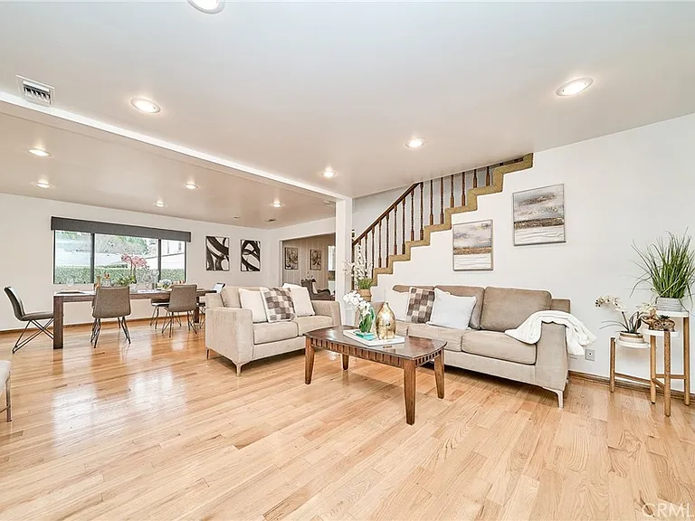 503 Longden Dr — Photo 12