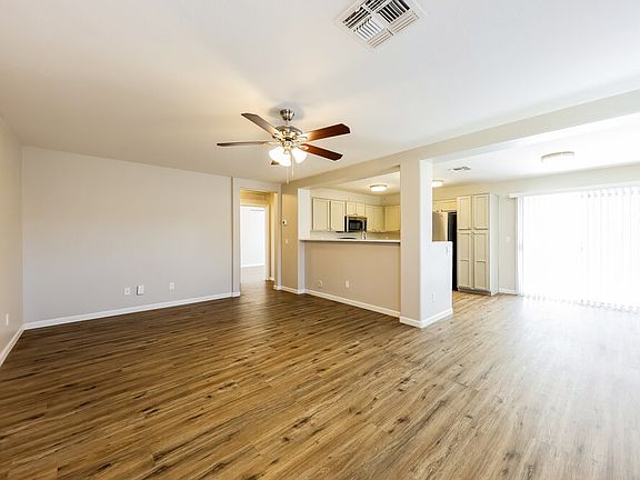 3rd image of 12713 W Myer Ln