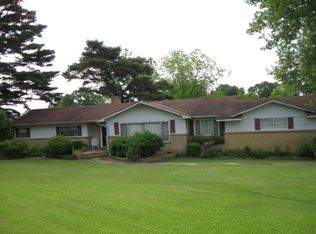 4 Kennedy Rd, Tylertown, MS 39667