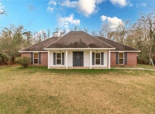 28320 Ridge Ln, Springfield, LA 70462