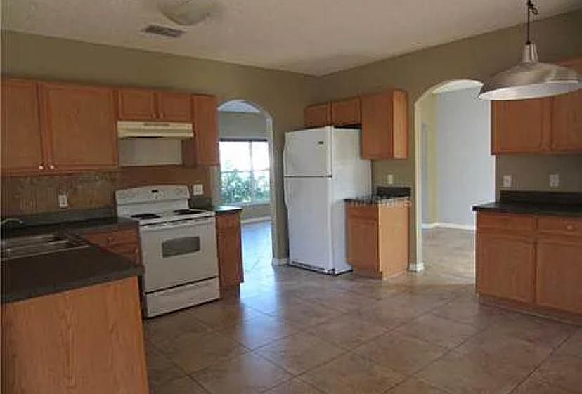 2nd image of 2038 Alford Dr