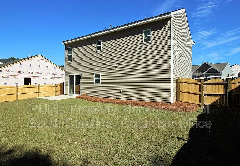 410 Finch Ln — Photo 4